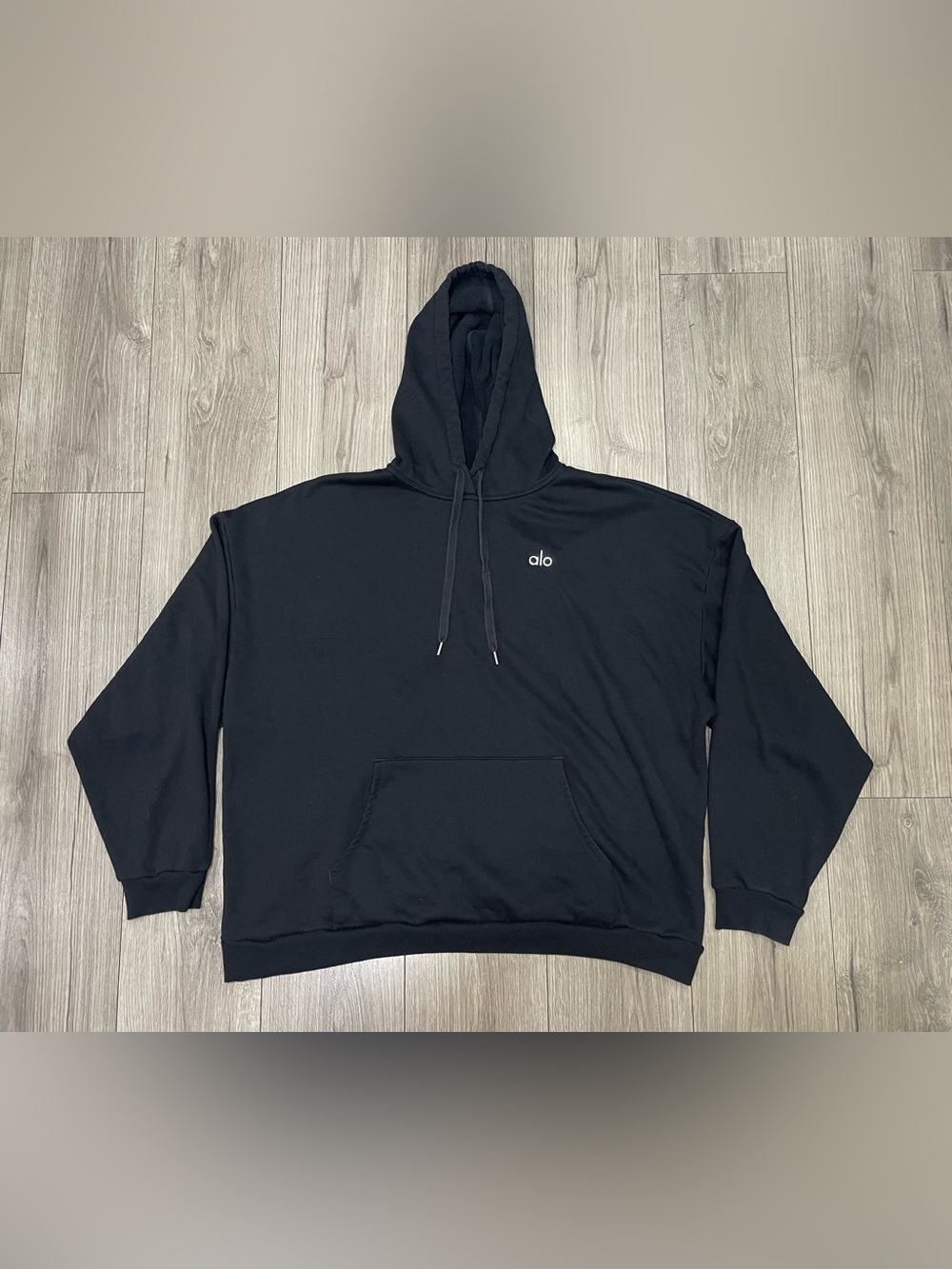 Alo Yoga black Accolade Hoodie Size XL